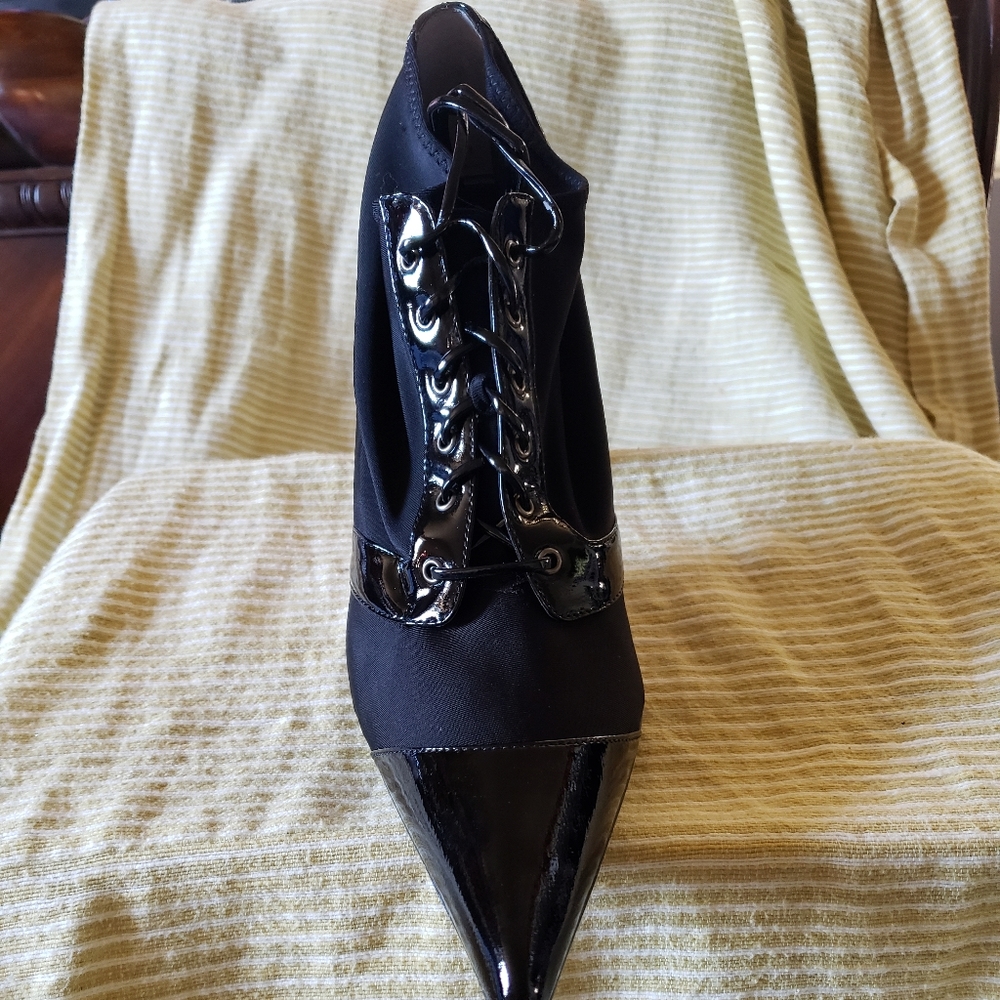 Patent leather stretch bootie - Picture 3 of 4